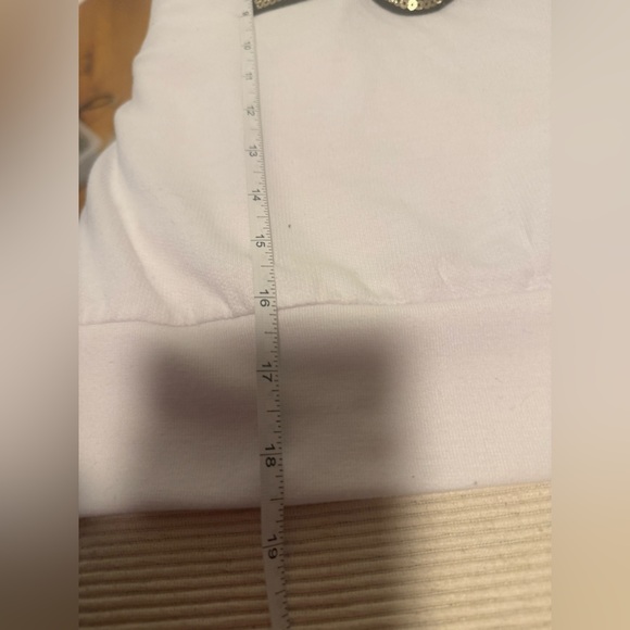 White and Black Graphic Sweatshirt - Picture 7 of 8